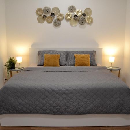 Apartman U Fontany ปอดเยบราดิ ภายนอก รูปภาพ